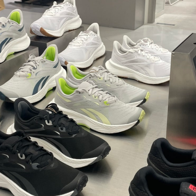 리복 플로트라이드 에너지 5 색상 옵션