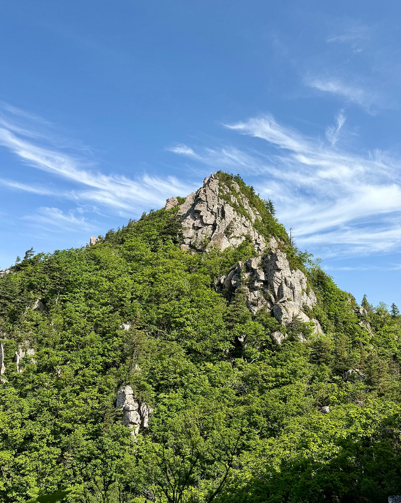 설악산 공룡능선 암봉